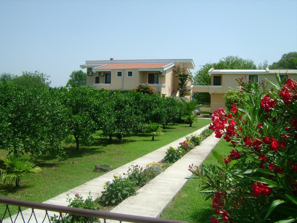 Niki Apartments Ulcinj Buitenkant foto