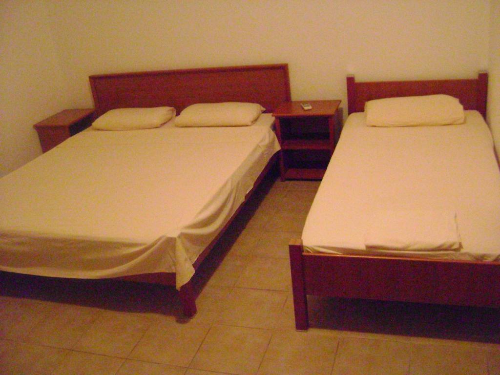 Niki Apartments Ulcinj Buitenkant foto