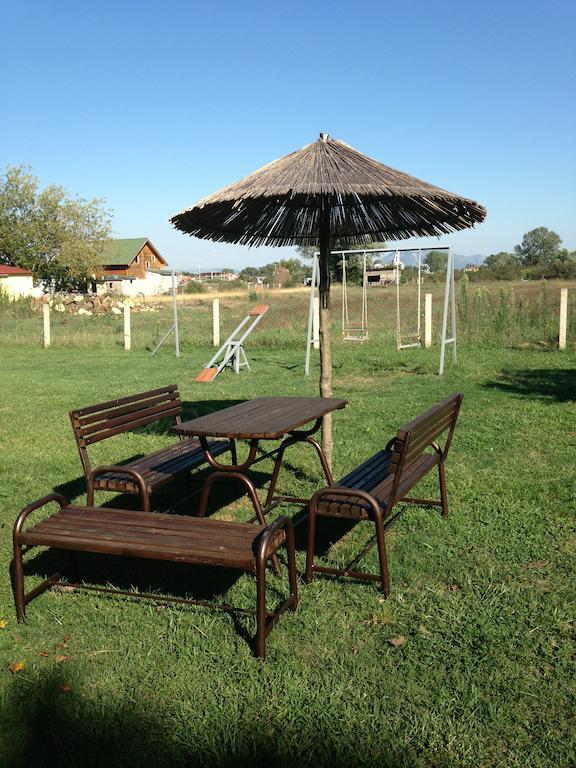 Niki Apartments Ulcinj Buitenkant foto