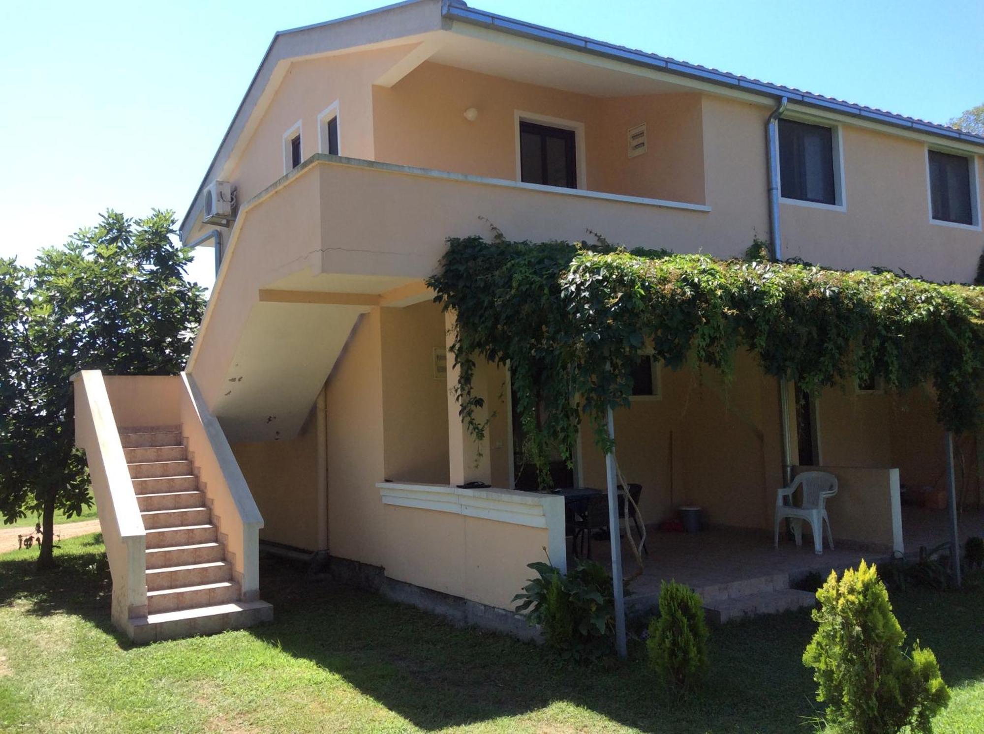 Niki Apartments Ulcinj Buitenkant foto